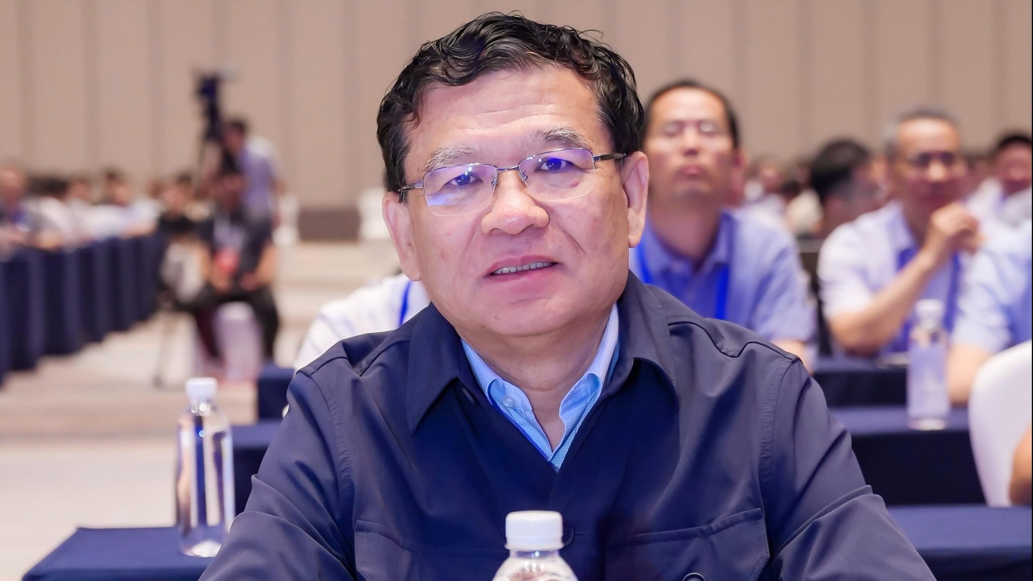 中國科學(xué)院院士郭雷研究員(AMSS)出席會議  6(1).jpg