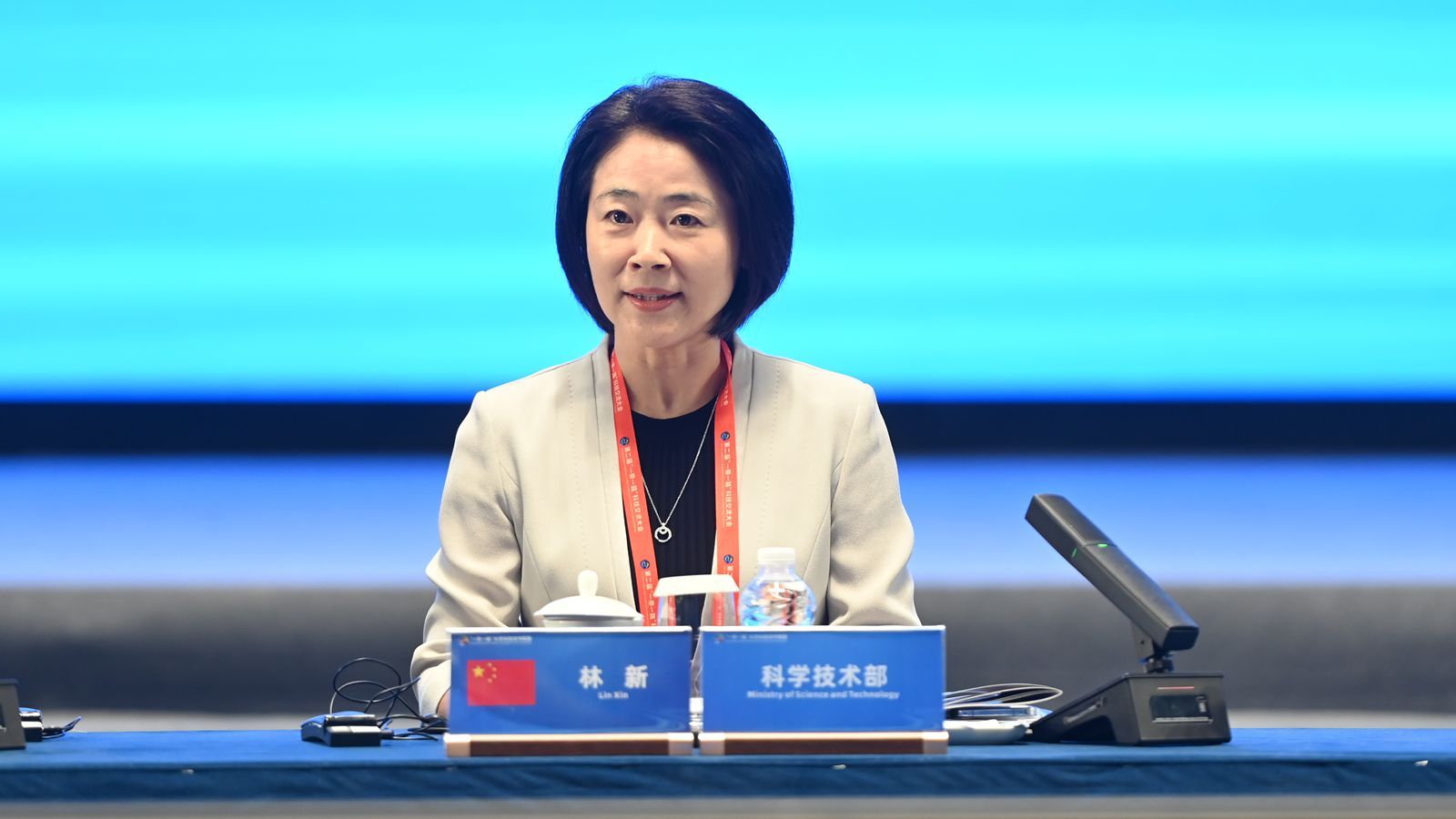 1749778674160674.jpg 3科學(xué)技術(shù)部副部長(zhǎng)林新_副本.jpg