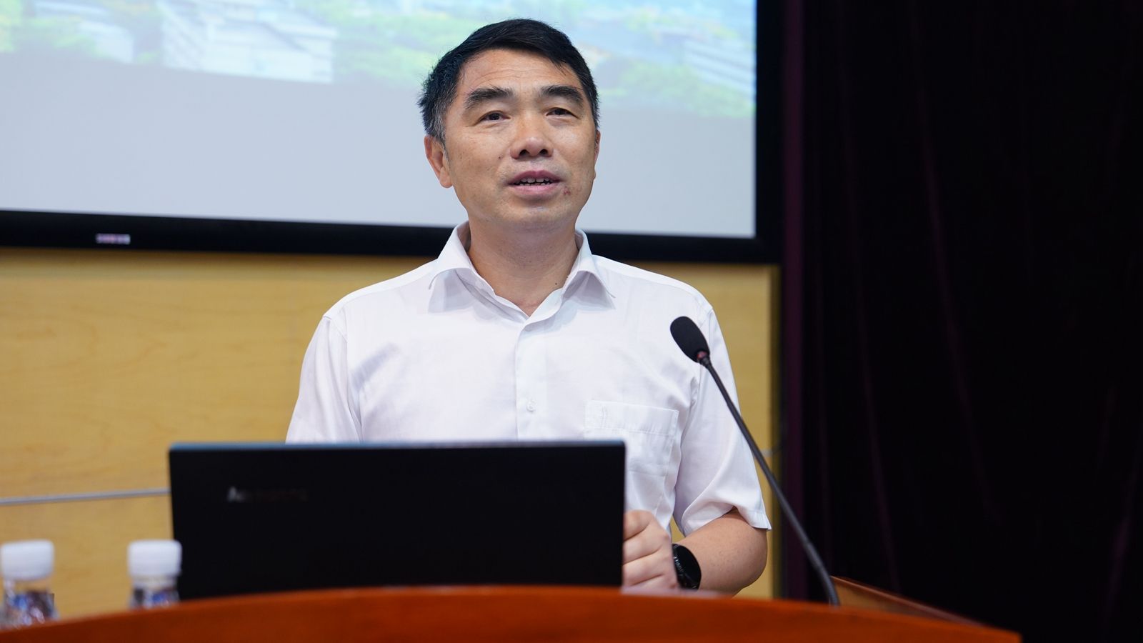 20240607-招生辦-重慶大學2024年本科招生宣傳動員暨培訓工作會-覃顯甦 (1)_副本.jpg