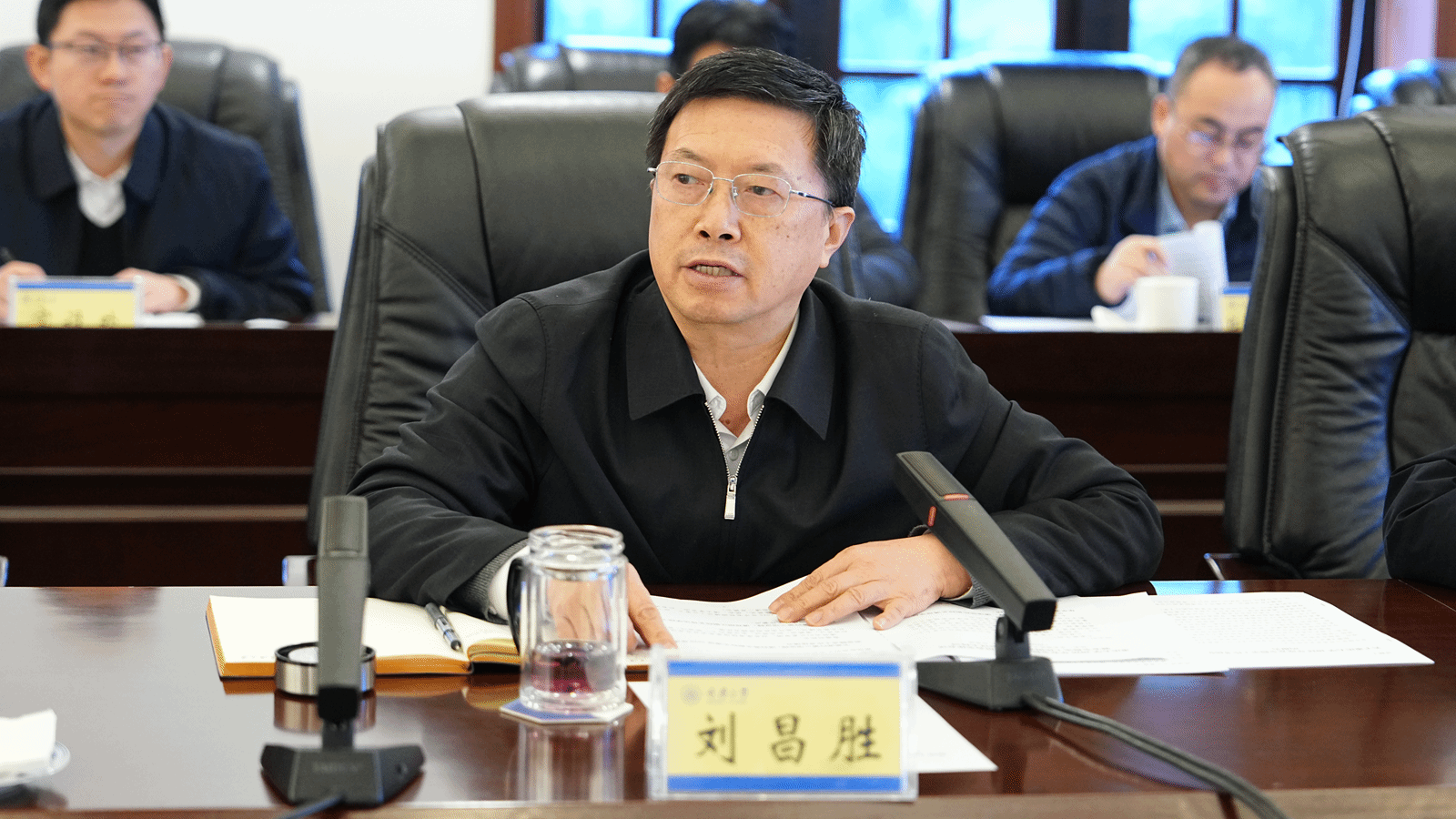 002圖片1600乘以900.png