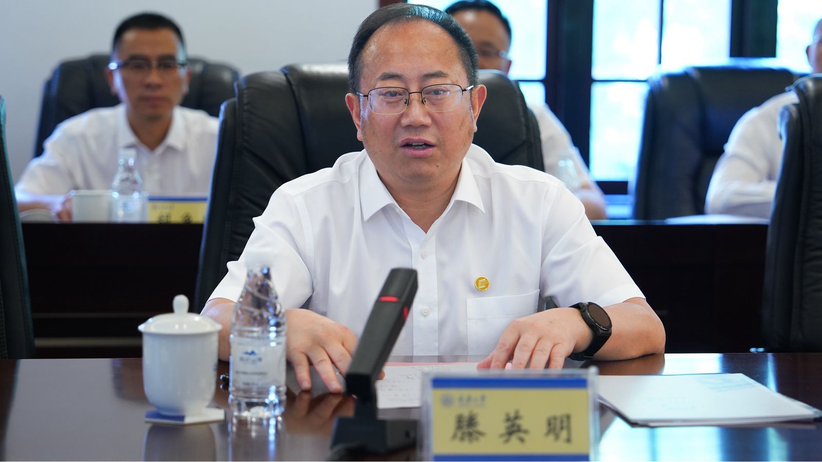 20240531-黨校辦-重慶高速公路集團有限公司重慶大學戰略合作協議簽署儀式 (13)_副本.jpg